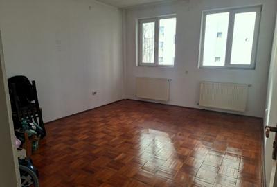 Casă individuală cu 10 camere cu Canalizare în Doamna Ghica - 15