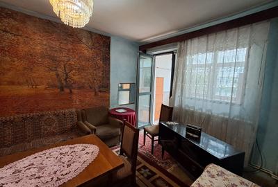 Apartament 2 camere Zona Capela Militara - etaj 2/3  - 53 mp - 5