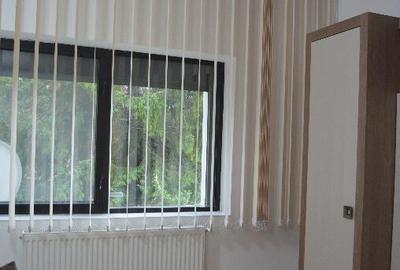 Predeal-Apartament cu trei camere ,mobilat si utilat - 4