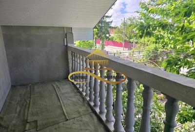 Casa de vanzare in oras / cartier CFR din caramida P+M - 19