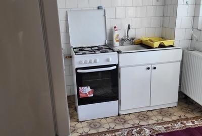 Apartament 2 camere liber la vanzare zona Astra - 4