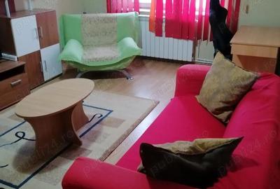 Apartament cu 2 camere decomandat, mobilat în Mazepa 2