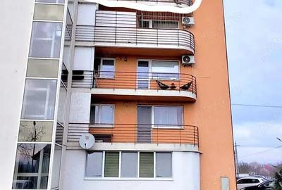 Apartament cu 3 camere decomandat în Sâncraiu de Mureș - 2