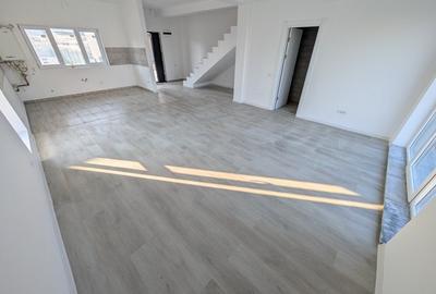 Casă individuală cu 4 camere cu Canalizare în Tunari - 11