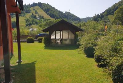 FILM! Pensiune in decor de poveste, loc de istorie si legend - 1