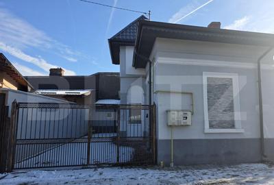 Casa 4 camere, 120 mp, zona Central - 1