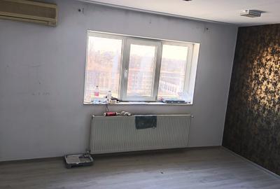 Apartament cu 3 camere decomandat în Sebastian - 2