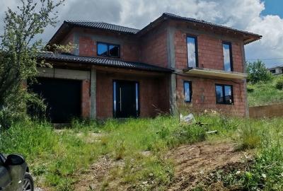 Casă cu 4 camere în Ghinda - 4