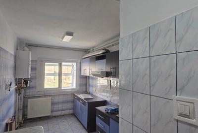 Apartament 3 camere cu centrala proprie - 10