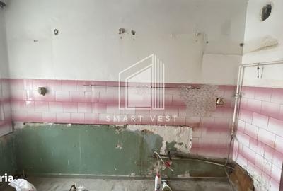 Apartament cu 3 camere decomandat în Micro 16 - 19