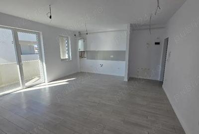 Apartament cu 2 camere semidecomandat în Giroc