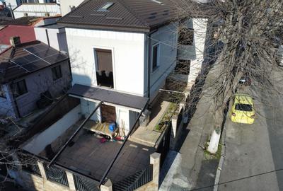 Casă individuală cu 4 camere cu Canalizare în Tomis I - 32