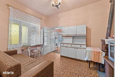 Casă cu 3 camere în Sânleani - 8