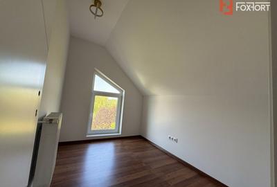 Apartament cu 3 camere semidecomandat, mobilat în Dumbrăvița - 15