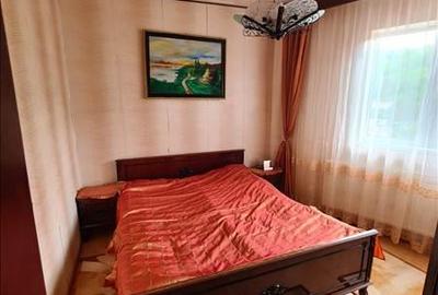 Casă cu 3 camere cu Teren 30 Mp în Schei - 4