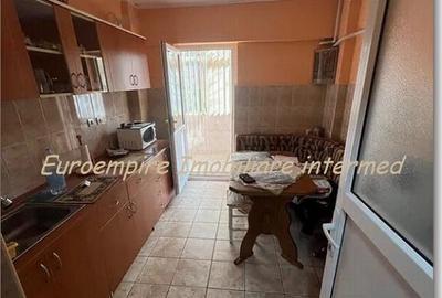 Apartament cu 2 camere decomandat în Faleza Nord
