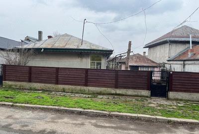 Casă cu Teren 1007 Mp în Central - 2