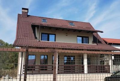 Casă cu 5 camere cu Teren 1200 Mp în Ștefănești - 1