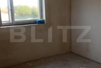 Casă cu 5 camere cu Teren 290 Mp în Urseni - 1