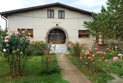 Casă cu 4 camere în Băicoi - 5