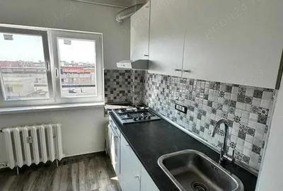 Garsonieră decomandată, mobilată în Tei - 3