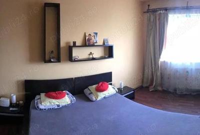 Apartament cu 3 camere decomandat în Cetății - 3
