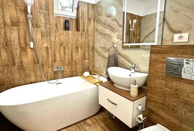 De vanzare apartament 3 camere ultracentral - 8