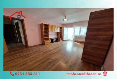 Apartament cu 3 camere decomandat în Gară - 2