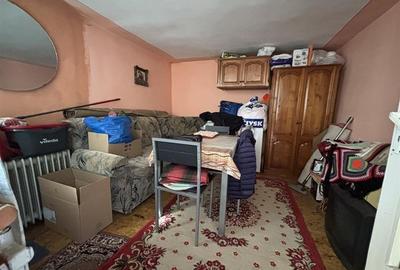 Casa central singur in curte  - 150 mp util - 411 mp curte - 3