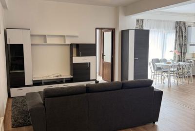 Apartament cu 3 camere decomandat în Sub Arini - 3