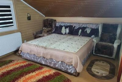 Casă cu 4 camere cu Teren 692 Mp în Vlădești - 2