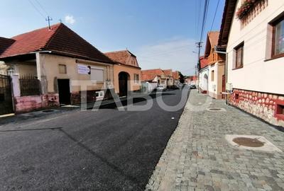 Comision 0% Casa de vanzare 4 camere 2 bai teren 266 mp Saliste Sibiu - 1