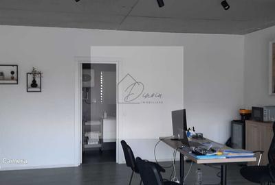 Spațiu comercial, de 58 mp, în 13 Decembrie - 3