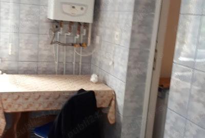 Inchiriez apartament 2 camere - 10