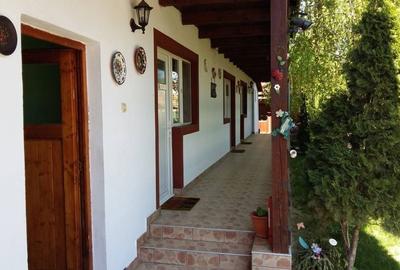 Casă cu 4 camere în Băile 1 Mai - 2