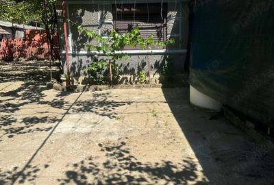 Casă cu 5 camere cu Teren 2500 Mp în Tăut - 3