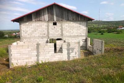 Casa de vanzare la rosu | 1500mp teren - Garvan, comuna Jijila, Tulcea Casa de vanzare la rosu | 1500mp teren - Garvan, comuna Jijila, Tulcea - 3