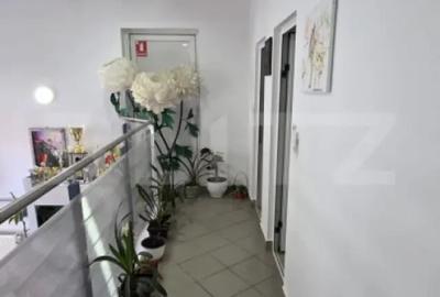Spațiu comercial, de 350 mp, în Central - 5