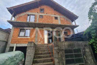 Casa la rosu de vanzare in Sebes-Lancram judetul Alba - 4