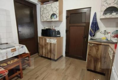 Apartament cu 3 camere decomandat în UTA - 7