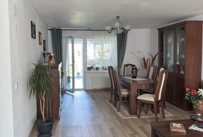 Casă cu 4 camere în Tărlungeni - 2