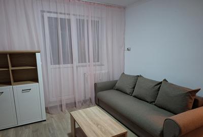 P.F inchiriez apartament 2 camere in Podu ro? - 2