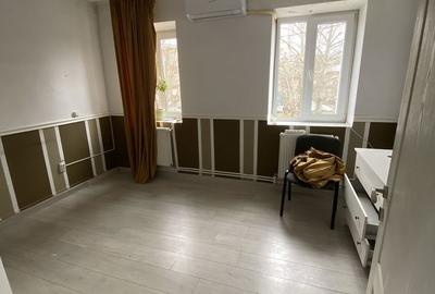 Spațiu comercial, de 110 mp, în Ultracentral - 7