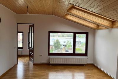 Casă cu 4 camere în Central - 6