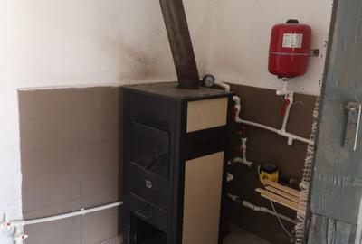 Casă cu 4 camere în Petrindu - 4