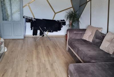 De vanzare Apartament 2 camere decomandat, zona centrala Deva - 2