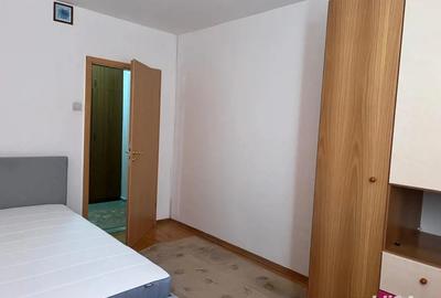 Proprietar inchiriez 2 camere Brandusei - 2