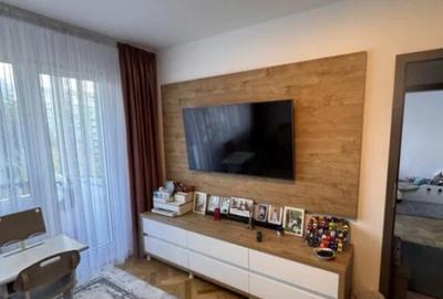 Apartament 2 camere, semidecomandat - zona Astra - 2