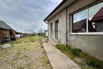 RECO Casa cu spatiu comercial in Biharia - 17