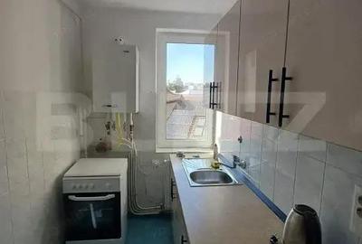 Apartament de inchiriat, cu 2 camere, 50 mp, zona Aleea Smardan